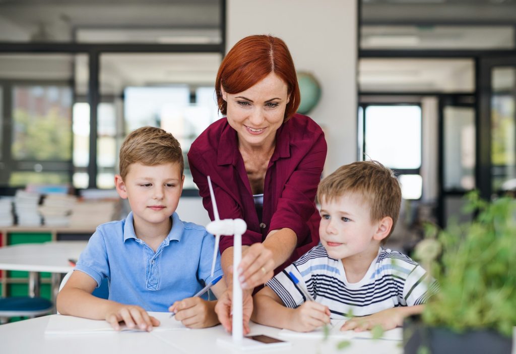 how to deal with child misbehaving in school